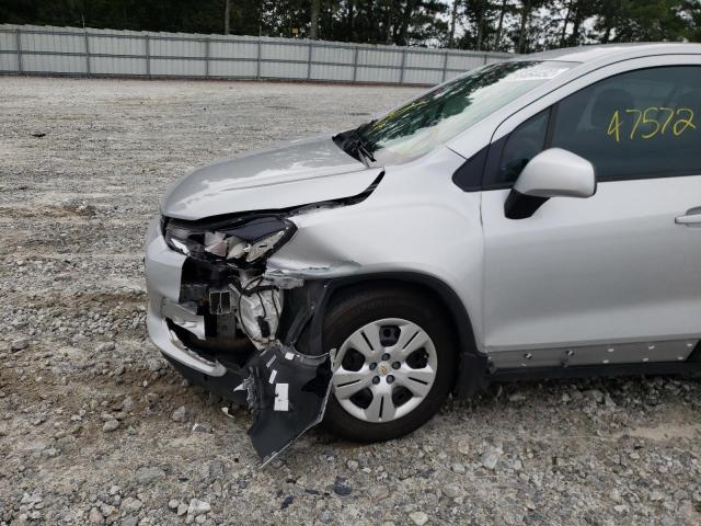 Photo 9 from auction – 2018 CHEVROLET TRAX LS with VIN 3GNCJKSB5JL197067