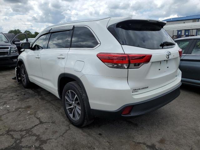 Photo 3 from auction – 2018 TOYOTA HIGHLANDER with VIN 5TDJZRFH9JS891853