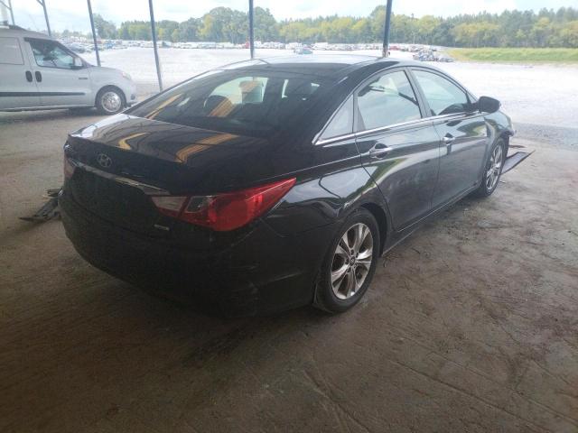 Photo 4 from auction – 2012 HYUNDAI SONATA SE with VIN 5NPEC4AC5CH408059