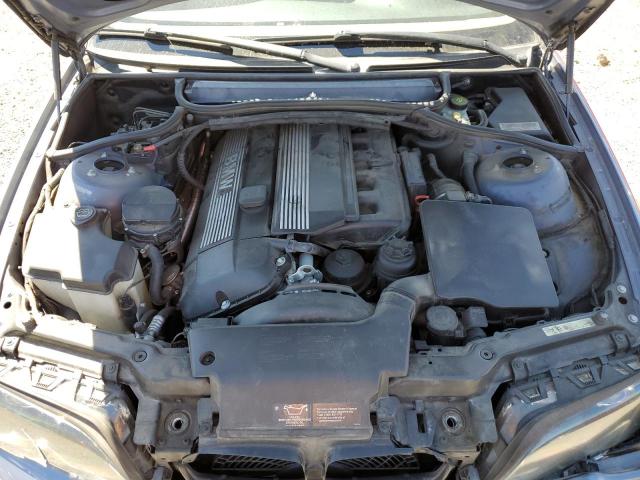 Photo 7 from auction – 2005 BMW 330 XI with VIN WBAEW53465PN39671