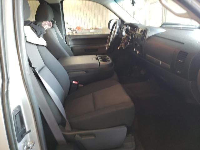 Photo 5 from auction – 2011 CHEVROLET SILVERADO with VIN 1GCRCSE01BZ371850