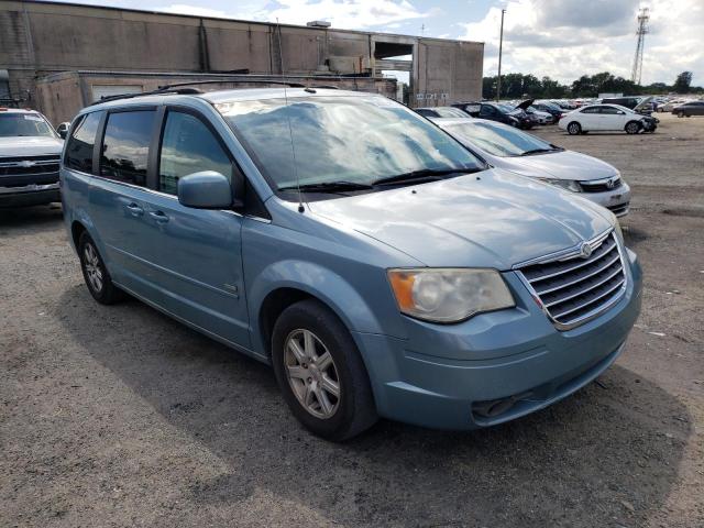 CHRYSLER TOWN & COU 2008 with VIN 2A8HR54P18R701685 - Photo from auction