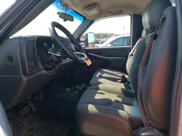 Photo 5 from auction – 2005 CHEVROLET SILVERADO with VIN 1GCHC24UX5E161713