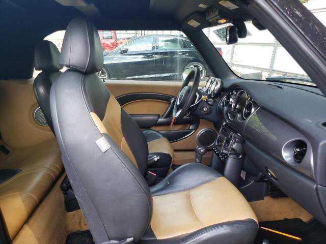 Photo 5 from auction – 2005 MINI COOPER S with VIN WMWRH33595TK56679