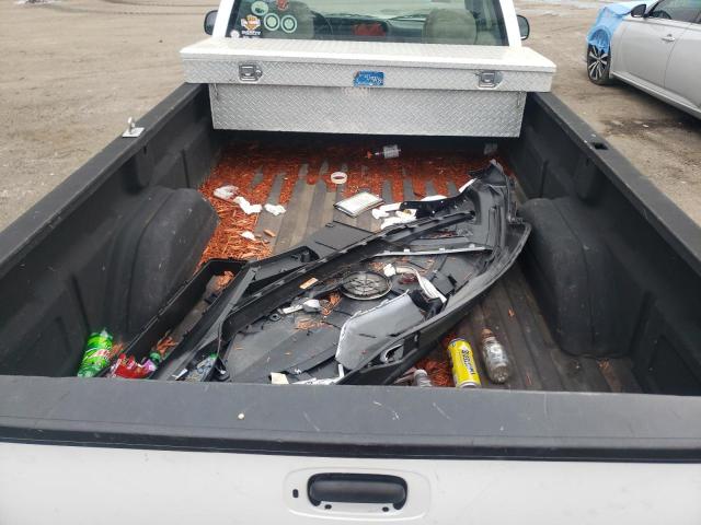 Photo 6 from auction – 2000 CHEVROLET SILVERADO with VIN 1GCEC14V8YE252361