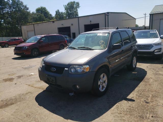 Photo 2 from auction – 2008 FORD ESCAPE with VIN 1FMYU93125KB51459