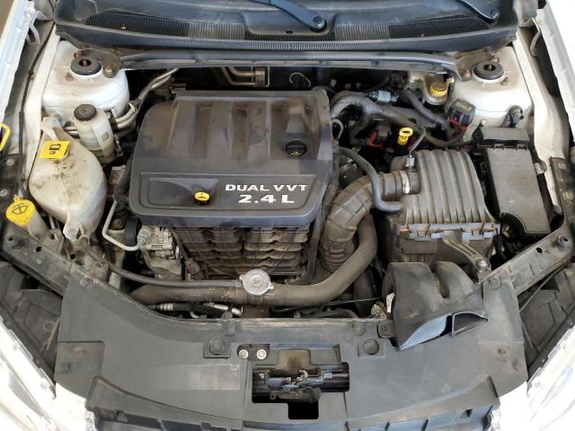 Photo 7 from auction – 2013 CHRYSLER 200 TOURIN with VIN 1C3CCBBB0DN714853
