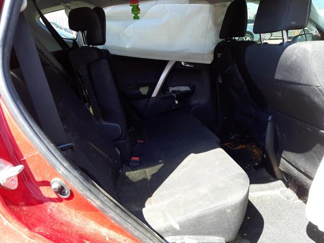Photo 6 from auction – 2017 TOYOTA RAV4 XLE with VIN JTMRFREV9HJ131657
