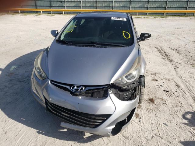 Photo 9 from auction – 2016 HYUNDAI ELANTRA SE with VIN 5NPDH4AE7GH672940