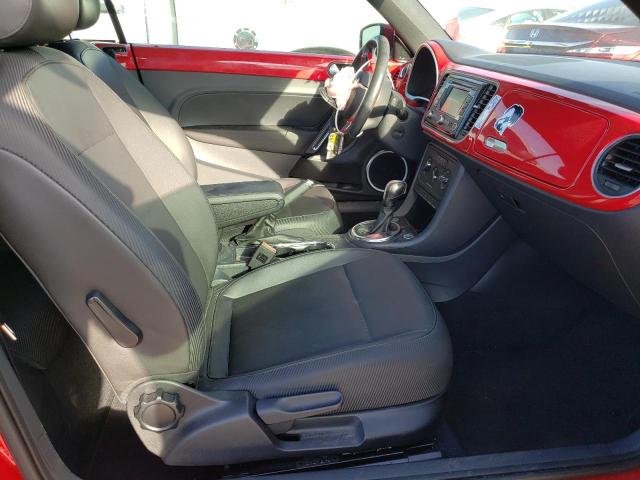 Photo 5 from auction – 2013 VOLKSWAGEN BEETLE with VIN 3VW5P7AT3DM819720
