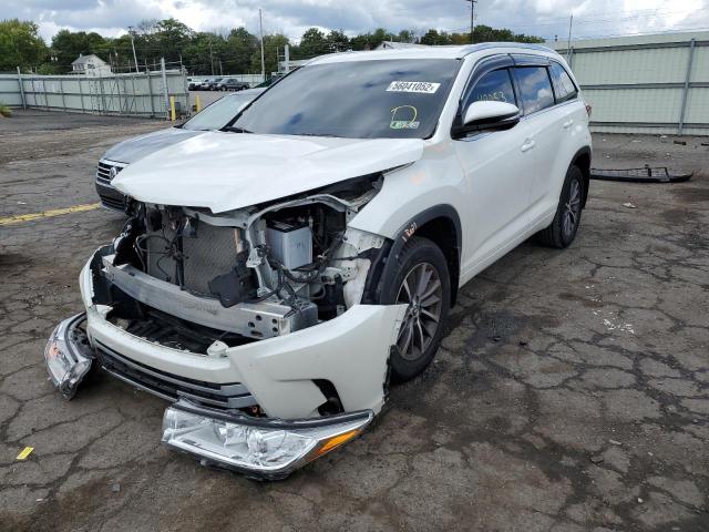 صورة رقم 2 من المزاد - 2018 TOYOTA HIGHLANDER مع VIN 5TDJZRFH9JS891853