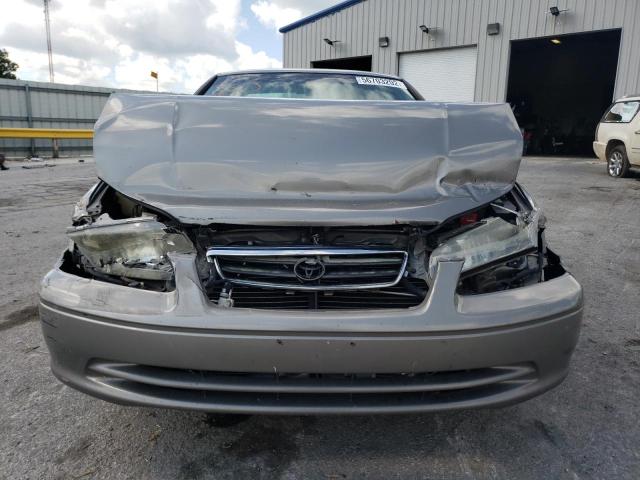 Photo 9 from auction – 2001 TOYOTA CAMRY LE with VIN 4T1BF22K91U117342
