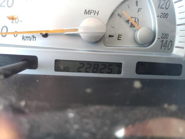 Photo 8 from auction – 2003 TOYOTA CAMRY LE with VIN JTDBE32K130199753