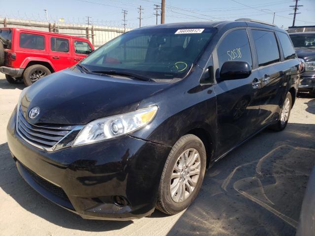 Photo 2 from auction – 2017 TOYOTA SIENNA XLE with VIN 5TDYZ3DC9HS835652