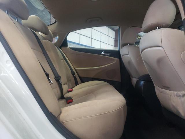 Photo 6 from auction – 2014 HYUNDAI SONATA GLS with VIN 5NPEB4AC6EH841153