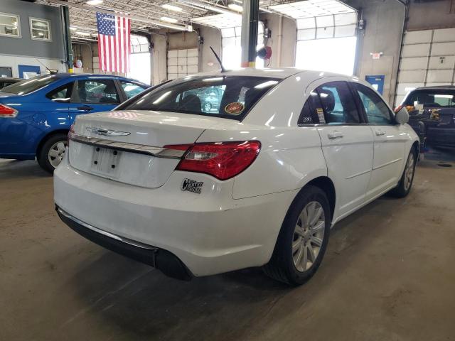 Photo 4 from auction – 2013 CHRYSLER 200 TOURIN with VIN 1C3CCBBB0DN714853