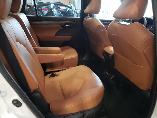 Photo 6 from auction – 2021 TOYOTA HIGHLANDER with VIN 5TDFZRBH7MS123482