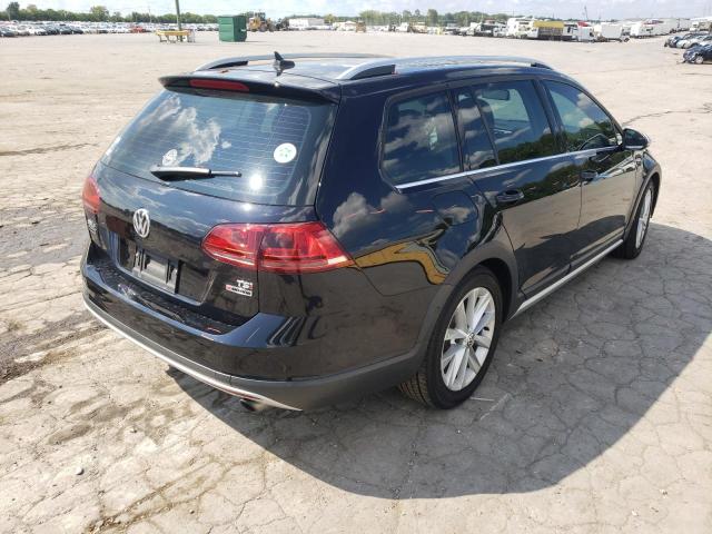 Photo 4 from auction – 2017 VOLKSWAGEN GOLF ALLTR with VIN 3VWH17AU3HM512366