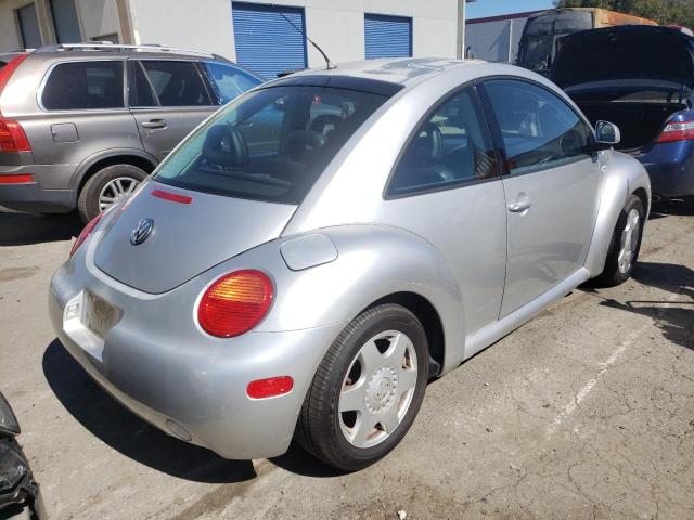 Photo 4 from auction – 2000 VOLKSWAGEN NEW BEETLE with VIN 3VWDD21C2YM419046