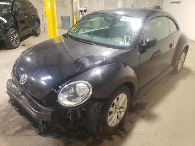 Photo 2 from auction – 2018 VOLKSWAGEN BEETLE S with VIN 3VWFD7AT7JM717393