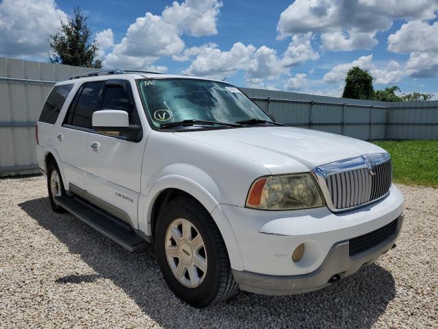 LINCOLN NAVIGATOR 2004 with VIN 5LMFU27R74LJ00690 - Photo from auction