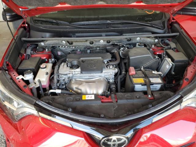 Photo 7 from auction – 2017 TOYOTA RAV4 LE with VIN JTMBFREV8HJ151688