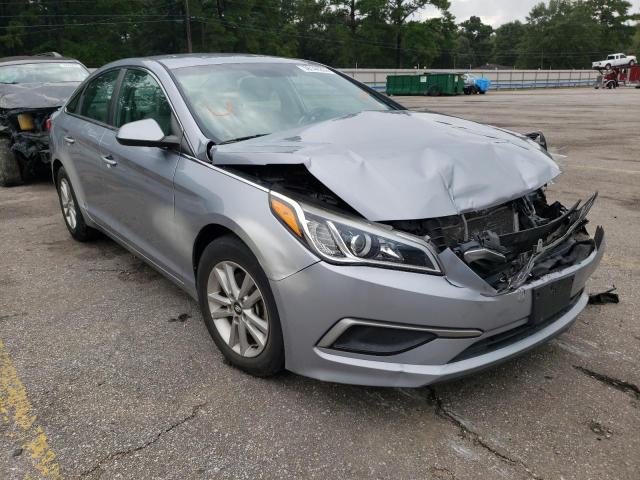 HYUNDAI SONATA SE 2017 with VIN 5NPE24AF5HH457735 - Photo from auction