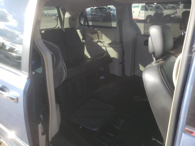 Photo 6 from auction – 2011 CHRYSLER TOWN & COU with VIN 2A4RR8DG8BR802768