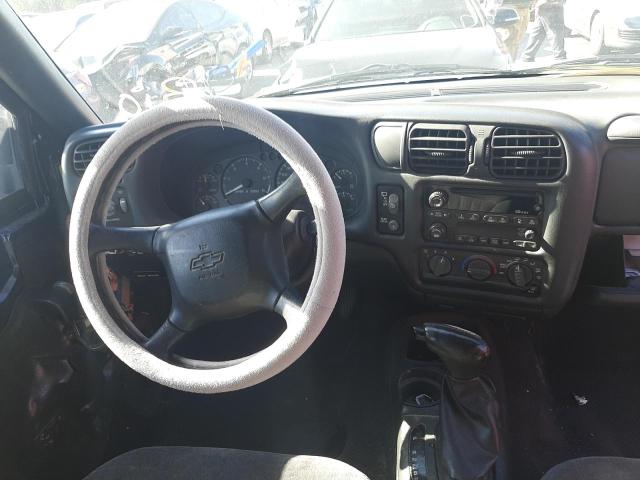 Photo 9 from auction – 2002 CHEVROLET BLAZER with VIN 1GNCS18W62K205813