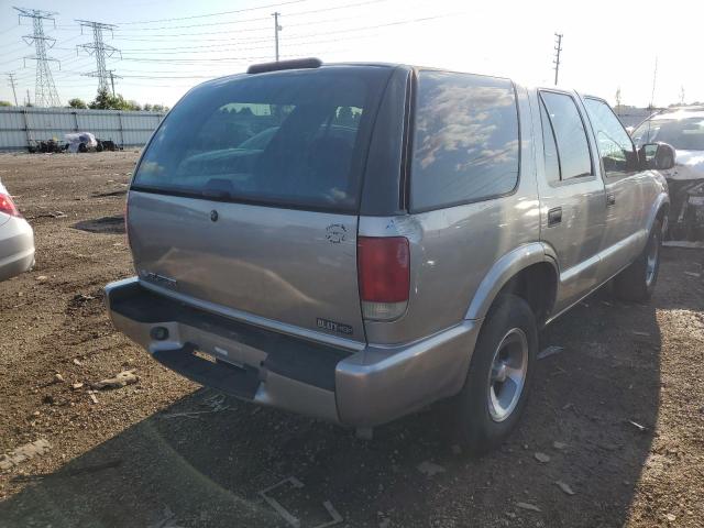 Photo 4 from auction – 2004 CHEVROLET BLAZER with VIN 1GNCS13X24K103847