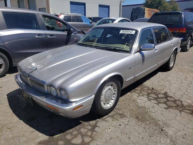 Photo 2 from auction – 2000 JAGUAR VANDENPLAS with VIN SAJDA24C6YLF02671