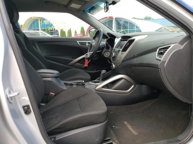 Photo 5 from auction – 2016 HYUNDAI VELOSTER with VIN KMHTC6ADXGU280422