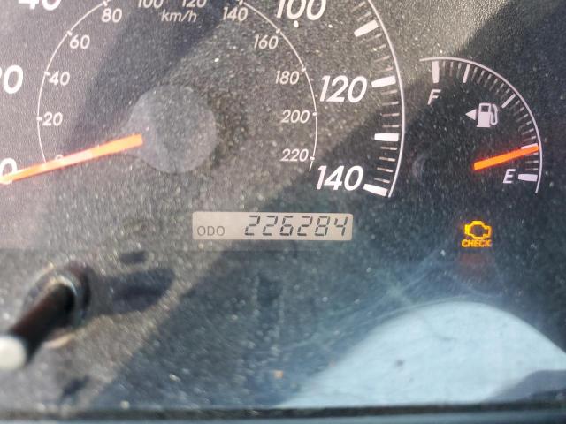 Photo 8 from auction – 2005 TOYOTA CAMRY LE with VIN 4T1BE32K45U992505