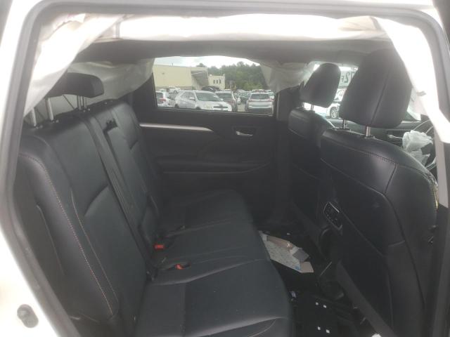 Photo 6 from auction – 2016 TOYOTA HIGHLANDER with VIN 5TDJKRFH9GS251073