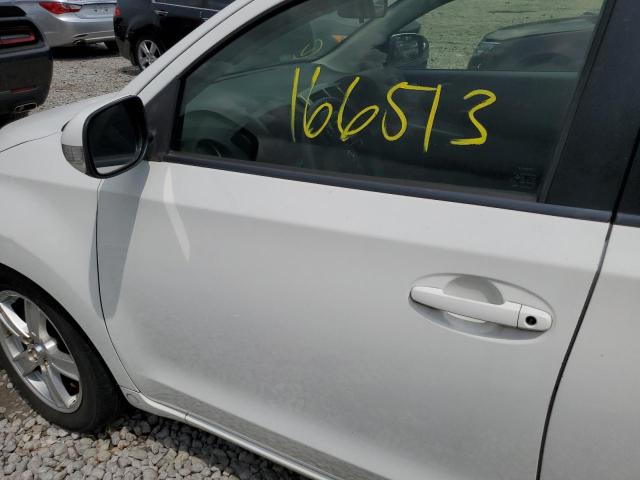 Photo 9 from auction – 2013 TOYOTA SCION XD with VIN JTKKUPB44D1036868