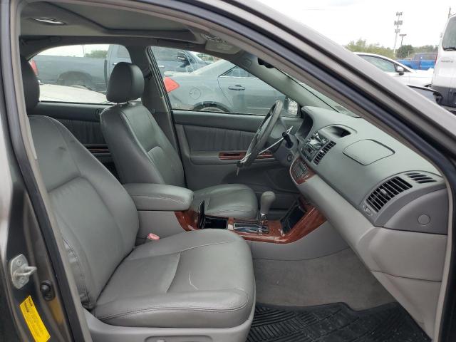 Photo 5 from auction – 2005 TOYOTA CAMRY LE with VIN 4T1BF30K45U606763