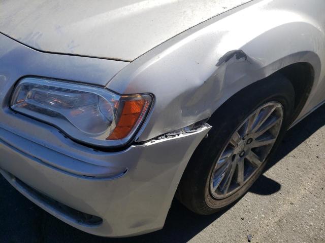 Photo 9 from auction – 2012 CHRYSLER 300 LIMITE with VIN 2C3CCACG3CH309338