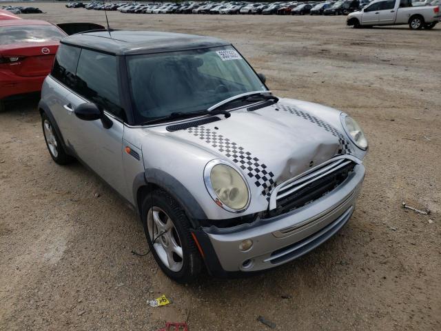 MINI COOPER 2005 with VIN WMWRC33525TK62502 - Photo from auction