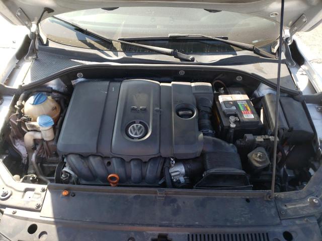 Photo 7 from auction – 2013 VOLKSWAGEN PASSAT S with VIN 1VWAP7A32DC070859