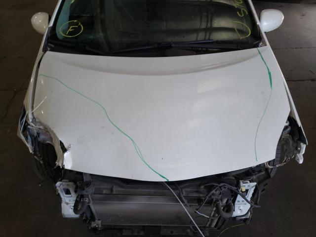 Photo 7 from auction – 2015 TOYOTA PRIUS with VIN JTDKN3DU7F1899449