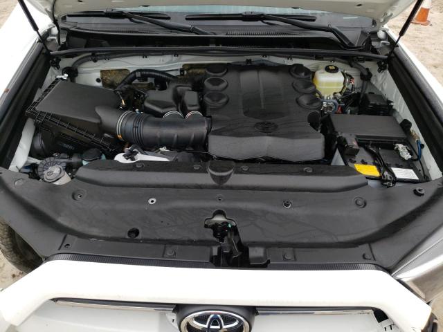Photo 7 from auction – 2022 TOYOTA 4RUNNER SR with VIN JTEMU5JR0N6068220