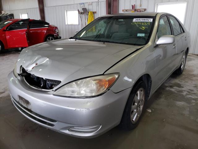 Photo 2 from auction – 2002 TOYOTA CAMRY LE with VIN JTDBE32KX20044634