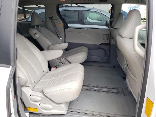 Photo 6 from auction – 2011 TOYOTA SIENNA XLE with VIN 5TDYK3DC2BS042012