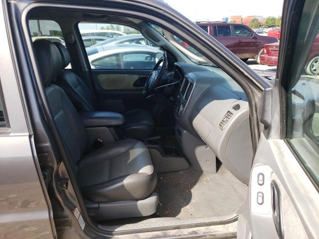 Photo 5 from auction – 2003 FORD ESCAPE XLT with VIN 1FMCU93133KB12564