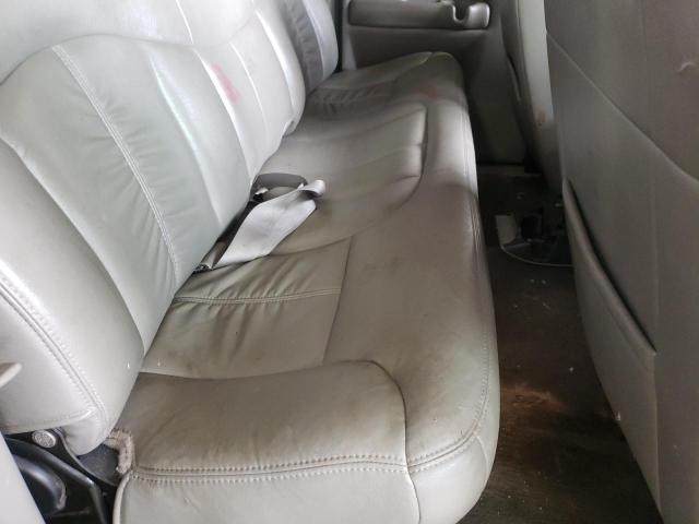 Photo 6 from auction – 2001 CHEVROLET SILVERADO with VIN 1GCEK19T31E179268