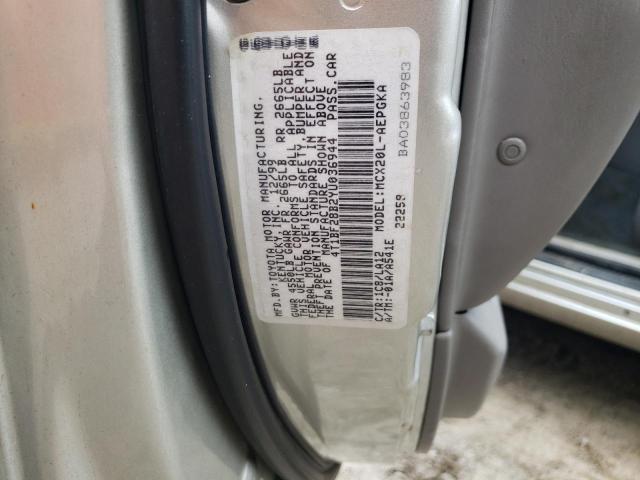 Photo 10 from auction – 2000 TOYOTA AVALON XL with VIN 4T1BF28B2YU036944