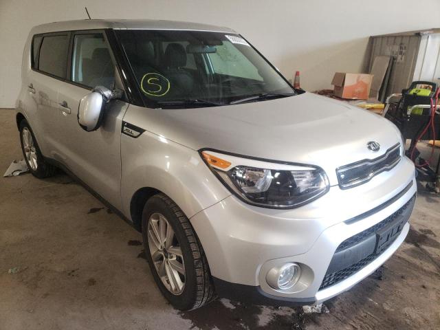 KIA SOUL + 2018 with VIN KNDJP3A52J7600507 - Photo from auction