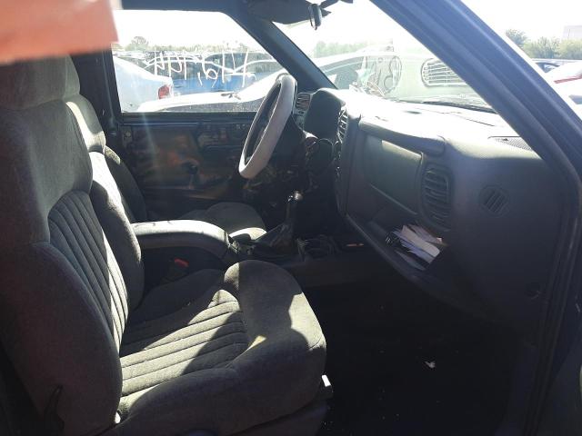 Photo 5 from auction – 2002 CHEVROLET BLAZER with VIN 1GNCS18W62K205813