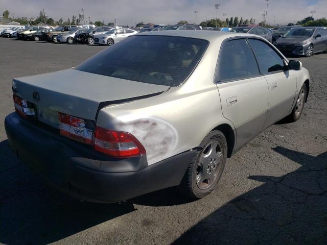 Photo 4 from auction – 2001 LEXUS ES 300 with VIN JT8BF28G310313127