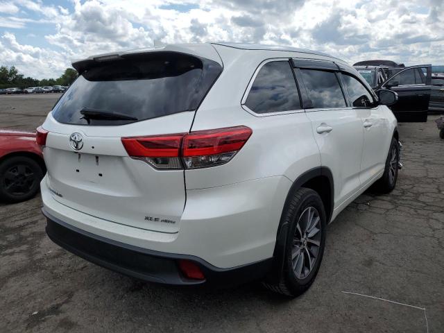 صورة رقم 4 من المزاد - 2018 TOYOTA HIGHLANDER مع VIN 5TDJZRFH9JS891853